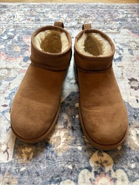 Ugg Mini Boots size 7